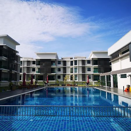 Ferienwohnung The Meadow Park Kampar Exterior foto